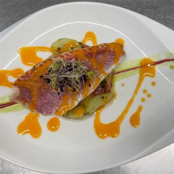 Filet de Rouget Barbet, concassée de Tomates et Concombres